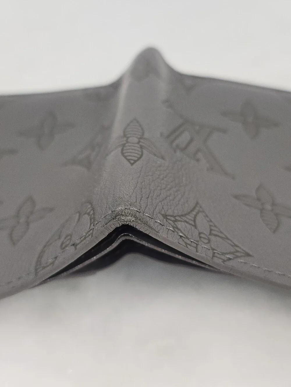 Louis Vuitton Multiple Wallet Men's Bi-Fold in Dark Gray Monogram Shadow M81383